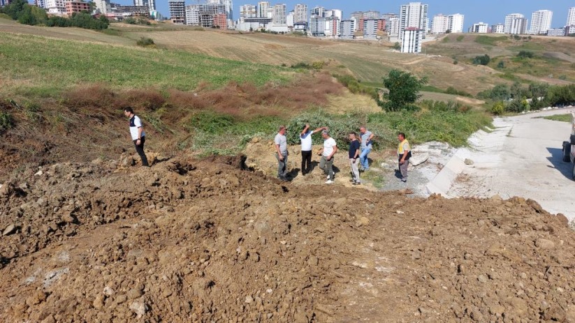 Samsun'da drenaj çalışmasında bulunan insan ayakları polisi alarma geçirdi