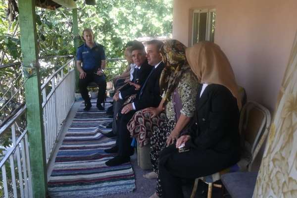 Göreve başladı ilk durağı şehit yakını ve gazi oldu