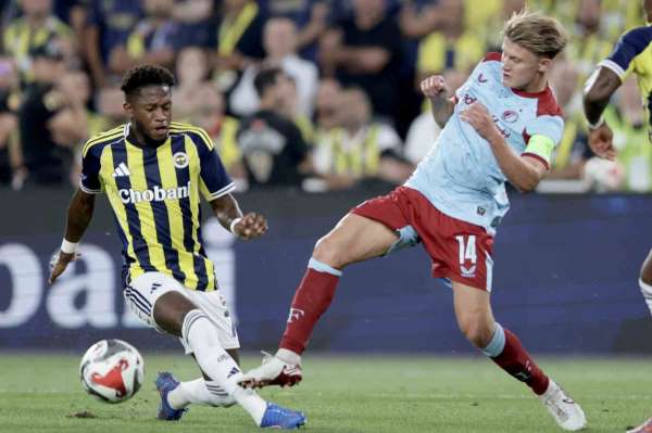 UEFA Şampiyonlar Ligi: Fenerbahçe: 2 - Feyenoord: 1