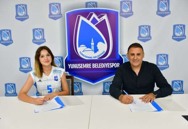 Yunusemre Belediyespor genç smaçör Sude Barın'ı renklerine bağladı