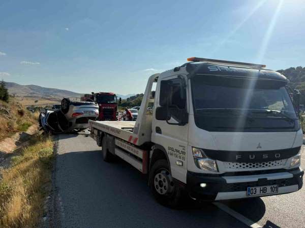 Afyonkarahisar'da trafik kazası: 1 ölü 7 yaralı