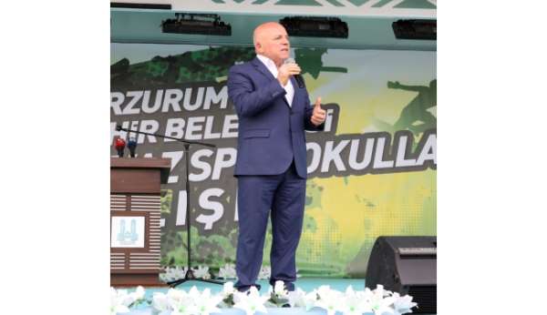 Başkan Sekmen: 'Gençliğe yapılan yatırım, geleceğe yapılan yatırımdır'