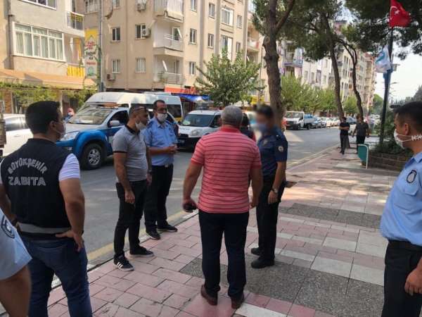 Manisa'da zabıtaya bıçaklı saldırı