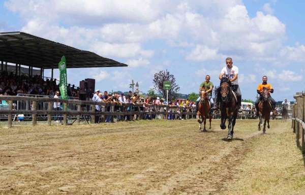 Çarşamba'da Geleneksel Rahvan At Yarışları - Samsun haber