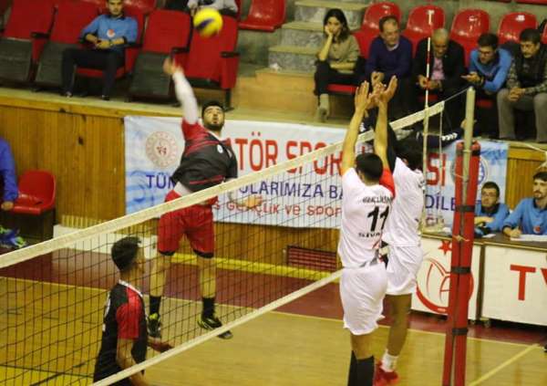 Sivas'ta Voleybol Turnuvası düzenlendi 