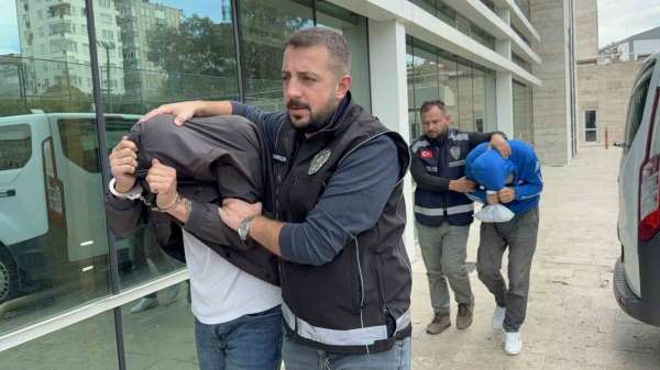 Samsun'da uyuşturucuyla yakalanan 2 kişi adliyeye sevk edildi