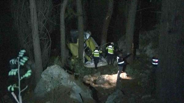 Antalya'daki feci kazada ölü sayısı 3'e yükseldi