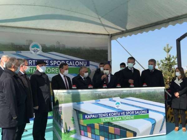 Kayseri'de 2 adet tenis kortu ve spor salonunun temeli atıldı