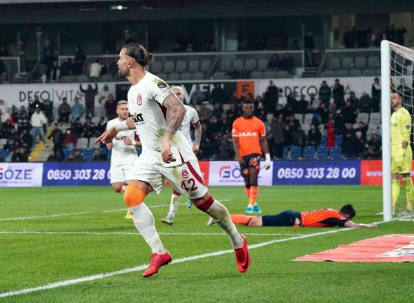 Galatasaray'da Abdülkerim Bardakcı ilk gol sevincini yaşadı