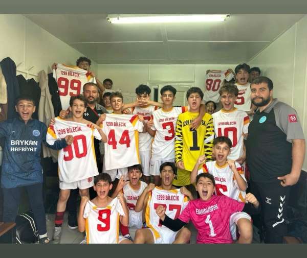 Bilecik U14 Gençler Ligi'nde derbinin kazanını 1299 Bilecik Futbol Kulübü oldu