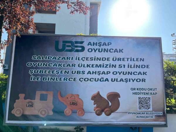 İlçede çocuklara ücretsiz QR kodla oyuncak sürprizi