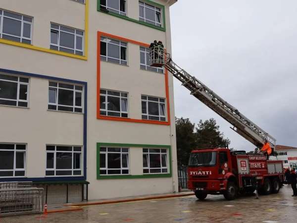 Sinop'ta öğrencilere afet bilinci kazandırıldı