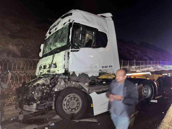 Tarsus'ta zincirleme kaza: 1 yaralı