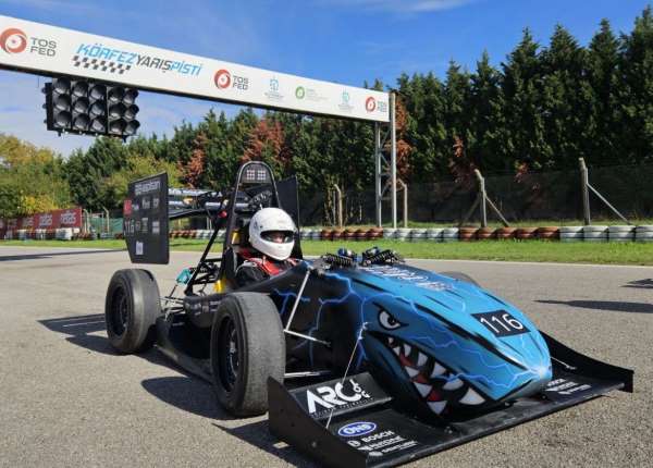 Uludağ Üniversitesi, ilk elektrikli formula aracını OTTOSEM Zirvesi'nde tanıtacak