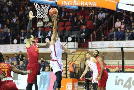 Tahincioğlu Basketbol Süper Ligi: Gaziantep Basketbol: 71 - Galatasaray: 67 