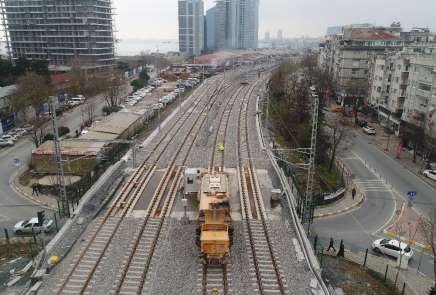 Halkalı-Sirkeci Banliyö hattında kaza yapan aracın önceki sürüş görüntüleri orta