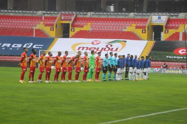 Süper Lig: Kayserispor: 0 - Trabzonspor: 0 (Maç devam ediyor) 