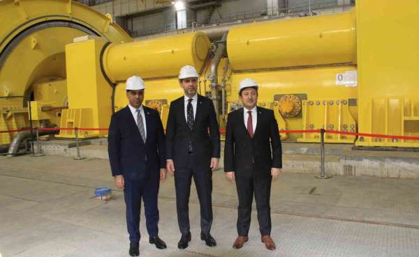 Bakan Bayraktar: 'Akkuyu NGS'de ilk reaktörü 2025 yılında deneme üretimine alacağız'