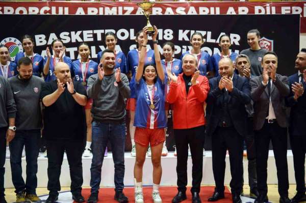 Kocagöz'den şampiyonlara özel tebrik