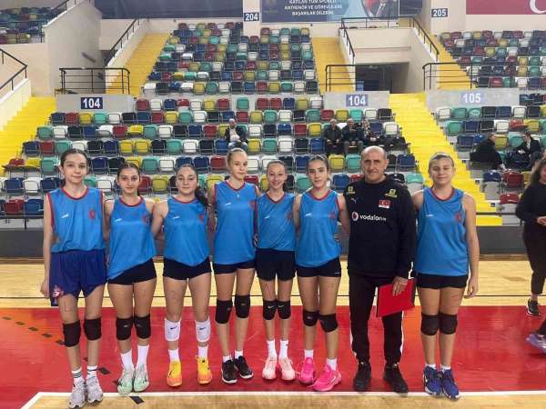 Akhisar altyapısı milli takım kapısında