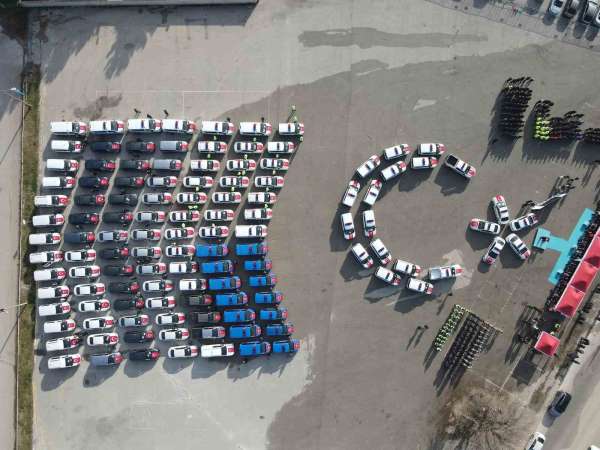 Çorum'da jandarma ve emniyete tahsis edilen 123 yeni araç törenle teslim edildi