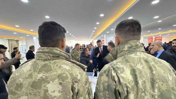 Yüksekova'da şehit aileleri ve gaziler için anlamlı gece