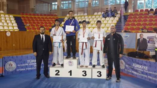 Kayserili Sporcular Tokat'ta Madalyalara Ambargo Koydu