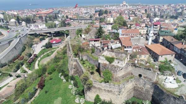 Trabzon'da dernek başkanından 'kale içinde cumbalı evler yapılsın' önerisi