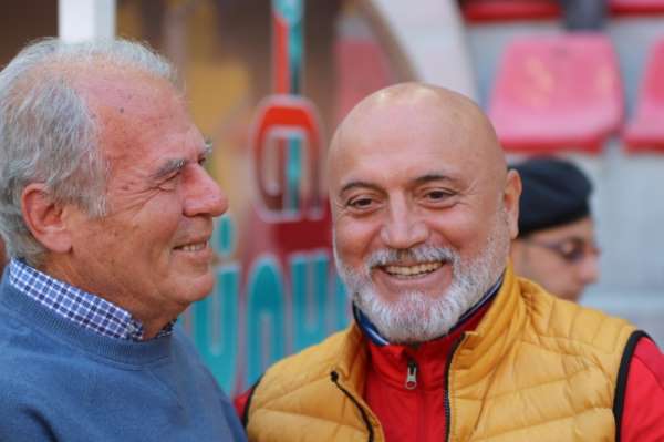 Spor Toto Süper Lig: İstikbal Mobilya Kayserispor: 0 - Kasımpaşa: 1 (İlk yarı)