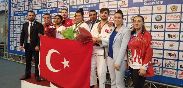 Gençler Avrupa Kupası'nda madalyalı gün