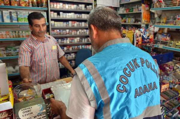 Polisten okul çevresinde güvenlik denetimi 