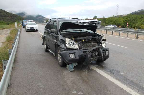 Amasya'da trafik kazası: 3 yaralı 