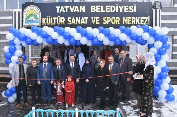 Tatvan Belediyesi Kültür, Sanat ve Spor Merkezi açıldı 