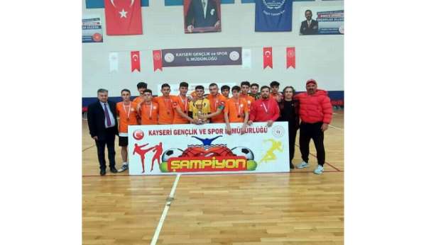Erkekler Futsal Turnuvası'nda Arif Molu MTAL şampiyon oldu - Kayseri haber