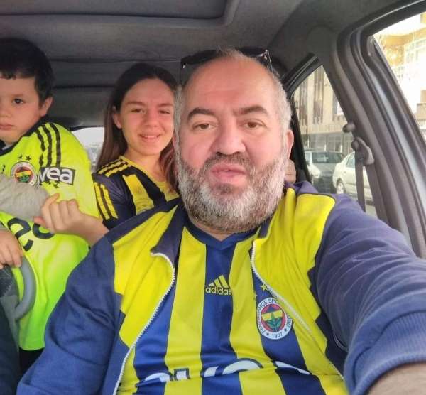 Trafik kazasında ölen anne, baba ve iki çocuğu, Maltepe'de son yolculuklarına uğurlandı - İstanbul haber