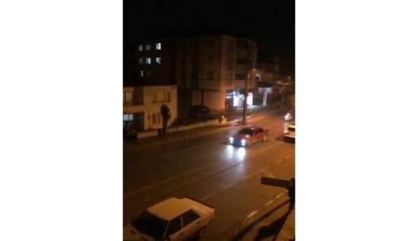 Zonguldak'ta otomobil sürücüsü drift atmak isterken kaza yaptı