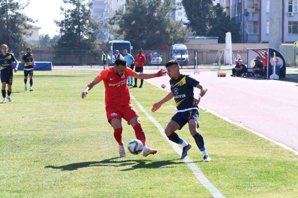 TFF 2. Lig: Tarsus İdman Yurdu: 1 - Pendikspor: 3