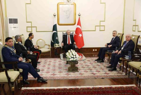 Cumhurbaşkanı Erdoğan, Pakistan ordusunun kuvvet komutanlarını kabul etti