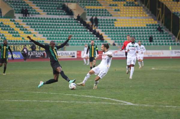 Trendyol 1. Lig: Şanlıurfaspor: 0 - Sakaryaspor: 1