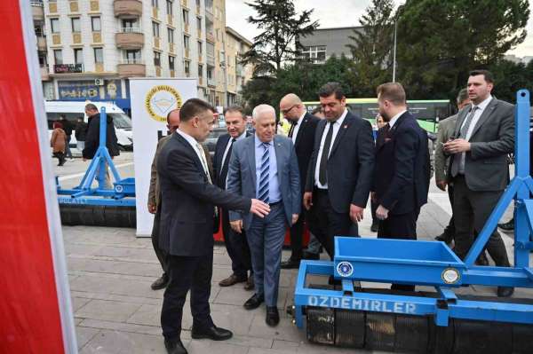 Büyükşehir'den üreticiye ekipman desteği
