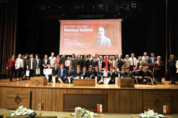 Hasan Kalyoncu Üniversitesi'nde 'Bir Yıldız, Bir Hilal, İlelebet İstiklal' konferansı düzenlendi
