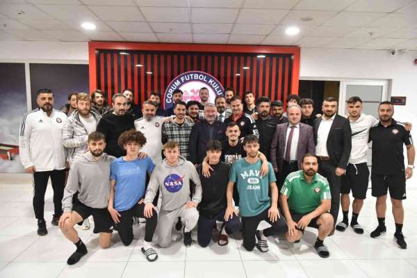Başkan Aşgın'dan Çorumspor'lu futbolculara 500 bin TL prim