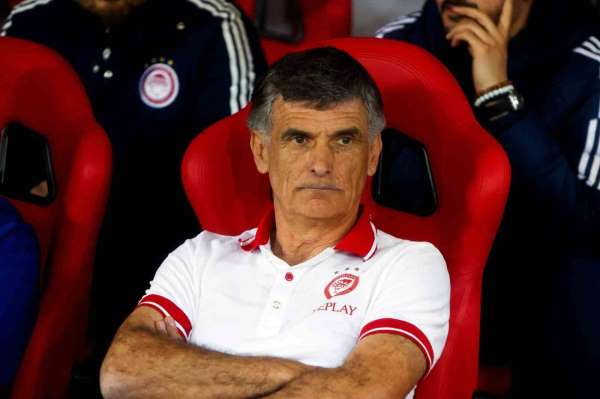 Olympiakos, Teknik Direktör Mendilibar'ın sözleşmesini uzattı