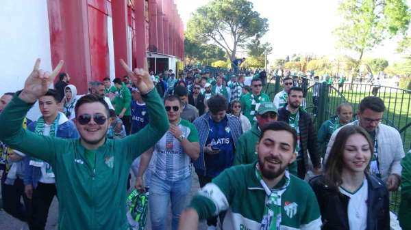 Bursaspor, Balıkesir'den şampiyon ayrıldı