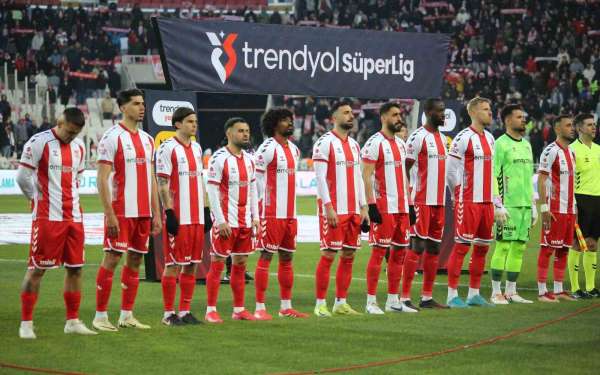 Trendyol Süper Lig: Sivasspor: 0 - Fenerbahçe: 0