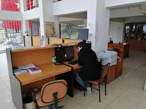 Anadolu Üniversitesi, online sınavlar süresince açıköğretim bürolarını öğrencile