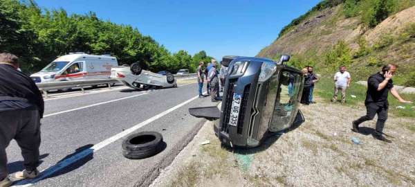 3 aracın çarpıştığı kazada otomobil takla attı - Düzce haber