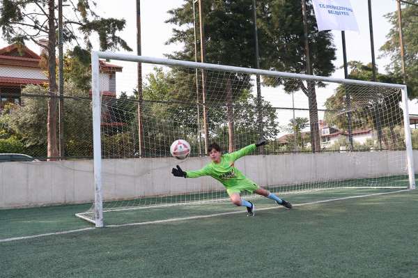 Merkezefendi'de 19 Mayıs Gençlik Futbol Turnuvası başladı - Denizli haber