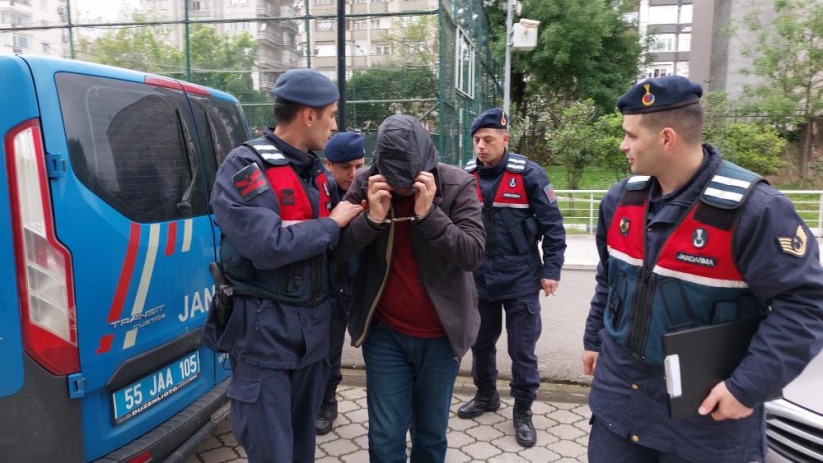 Samsun'da internetten izleyip 5. kattaki evini uyuşturucu tarlasına çeviren şahıs tutuklandı