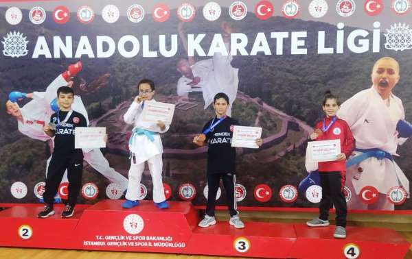 Körfez'in karatecileri madalyasız dönmüyor